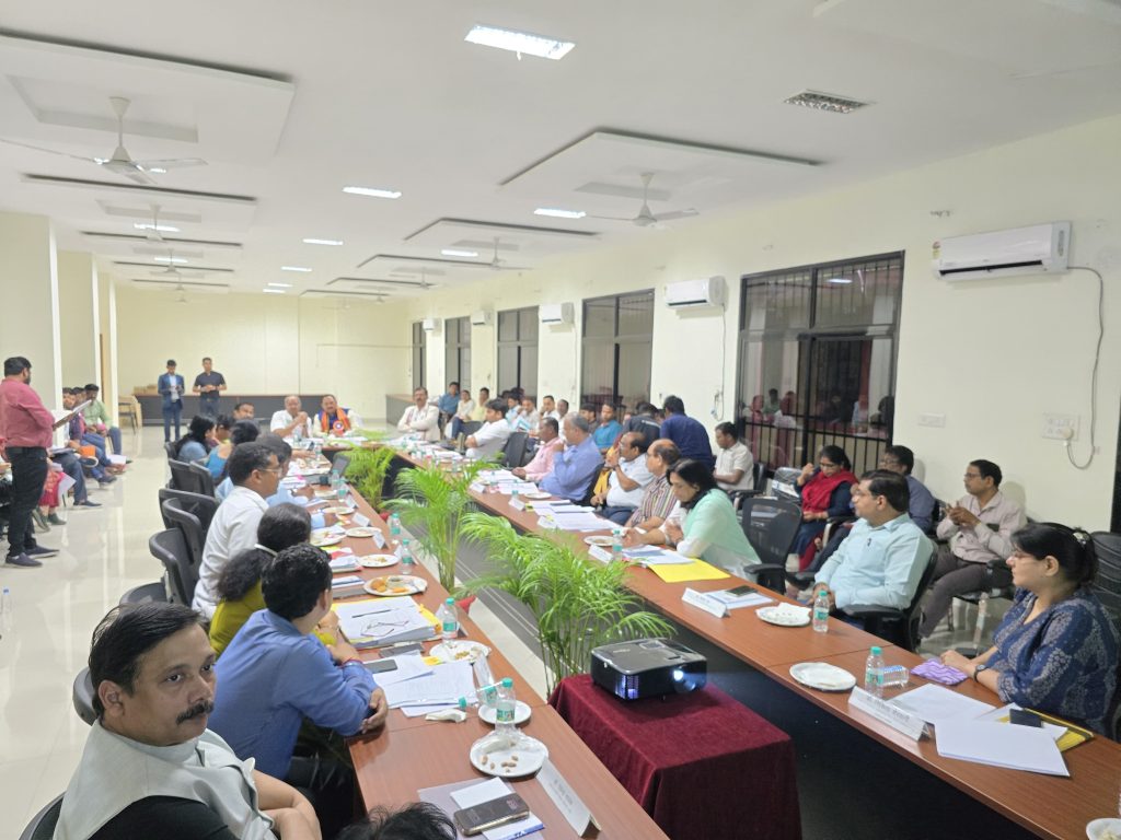 मेकाहारा और संबद्ध अस्पतालों का जल्द होगा कायाकल्प स्वशाशित समिति की बैठक में निर्णय..