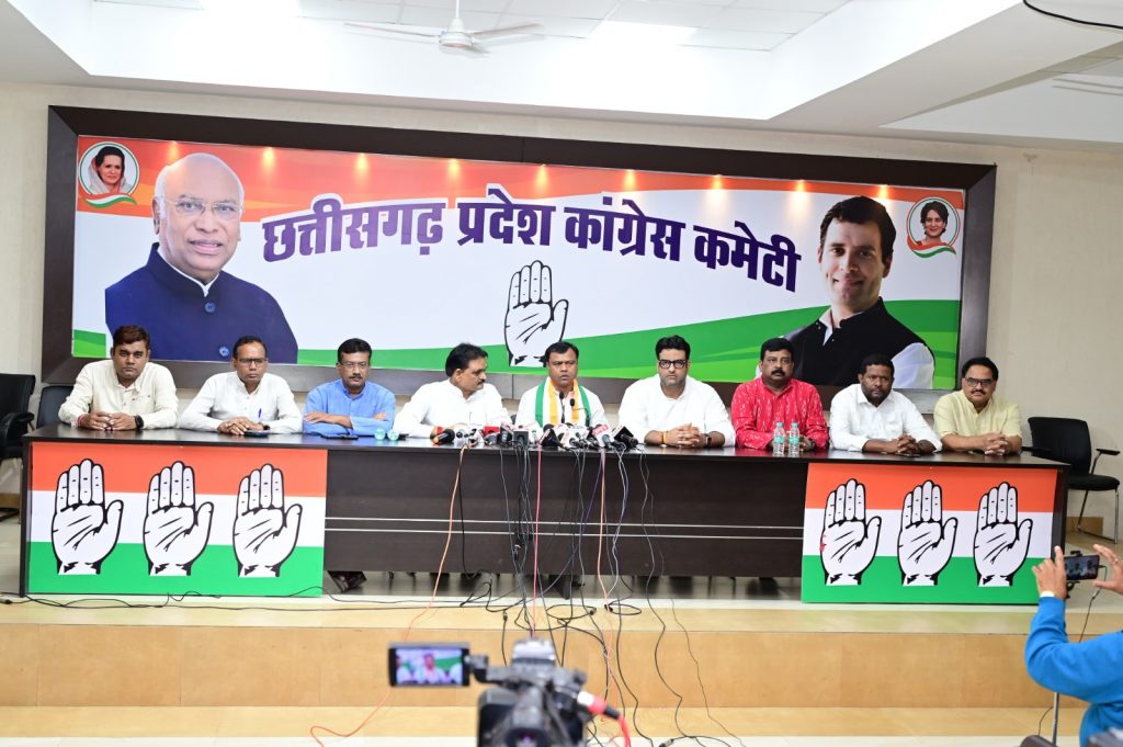 9 माह के भाजपा राज में महिलायें असुरक्षित, पूरे प्रदेश में हर दिन कहीं न कहीं गैंगरेप की घटना हो रही है…