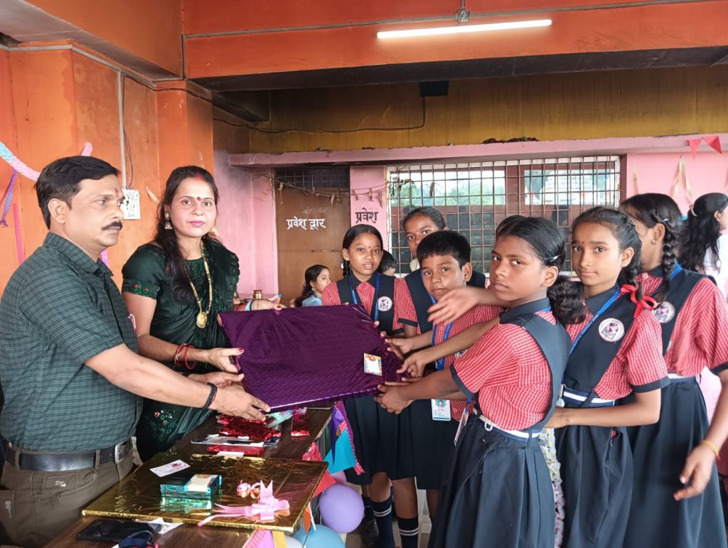 रामकृष्ण मिशन पब्लिक स्कूल दीपका में बड़े ही हर्षोल्लाह के साथ मनाया गया शिक्षक दिवस, किया गया शिक्षको का सम्मान