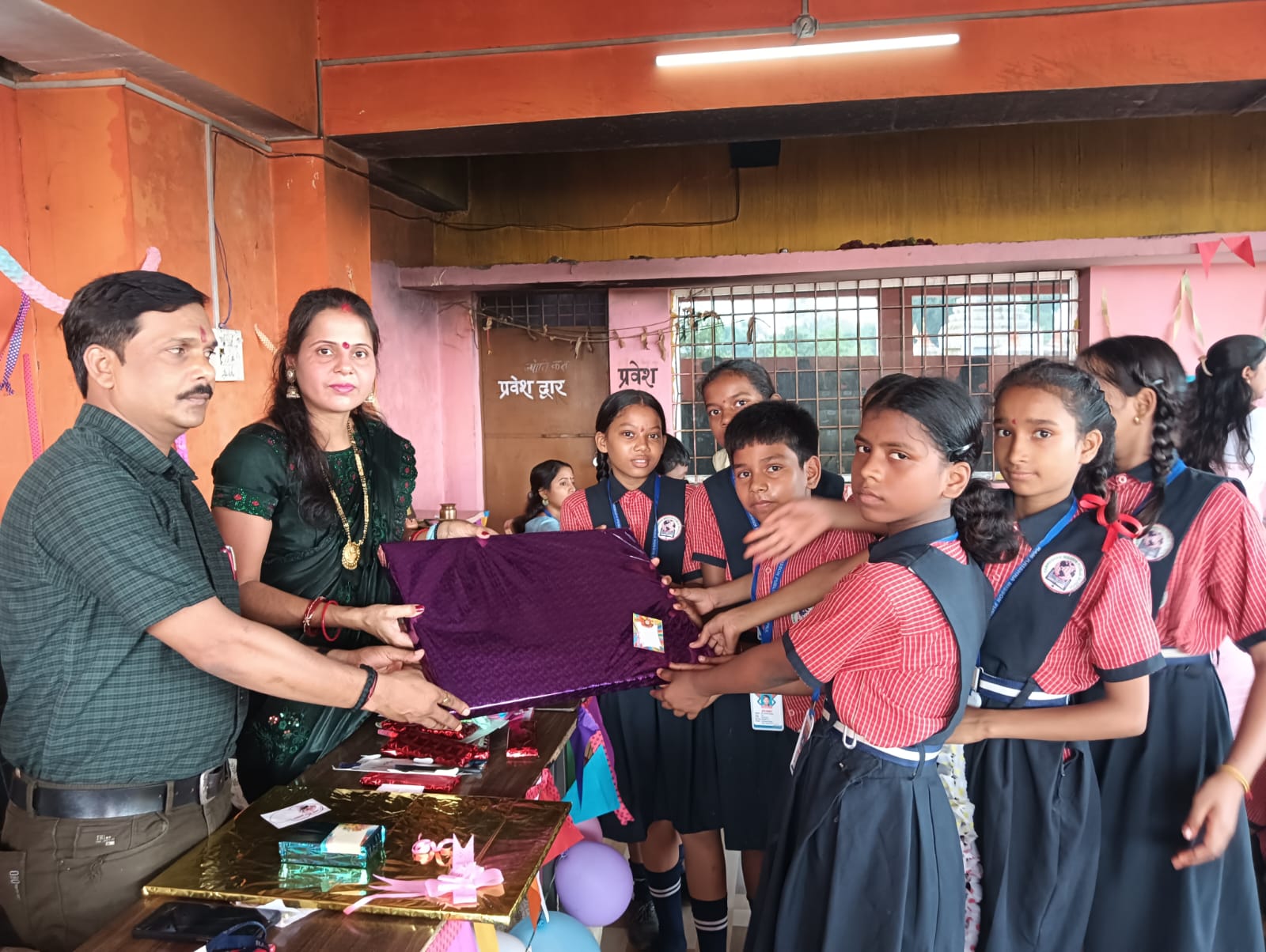 रामकृष्ण मिशन पब्लिक स्कूल दीपका में बड़े ही हर्षोल्लाह के साथ मनाया गया शिक्षक दिवस, किया गया शिक्षको का सम्मान