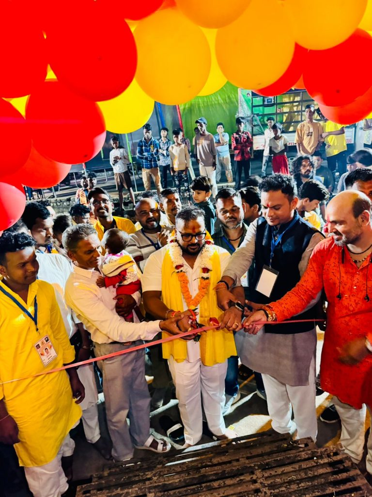 मां वैष्णव देवी गुफा दुलारी नगर का उद्घाटन किया सुशील सन्नी अग्रवाल… मां वैष्णव देवी गुफा दुलारी नगर का उद्घाटन किया सुशील सन्नी अग्रवाल…