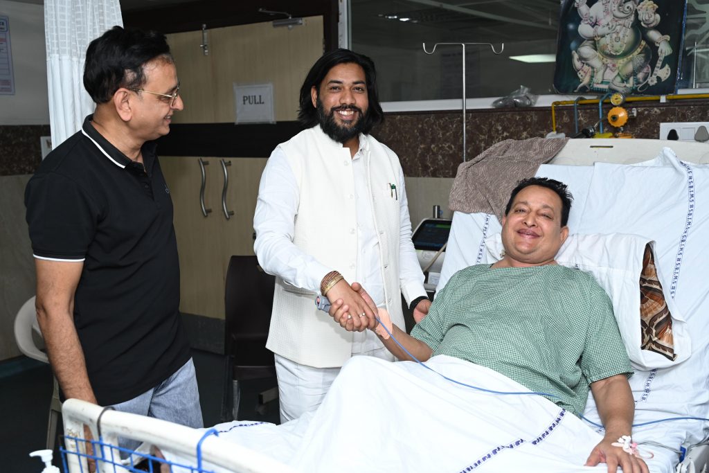 गुरु खुशवंत साहेब आरंग विधायक पहुंचे रायपुर के बालाजी हॉस्पिटल…