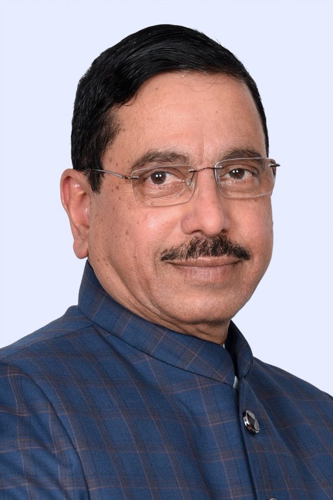 नवीकरणीय ऊर्जा- भारत के आर्थिक विकास को बढ़ावा दे रही है- प्रह्लाद जोशी