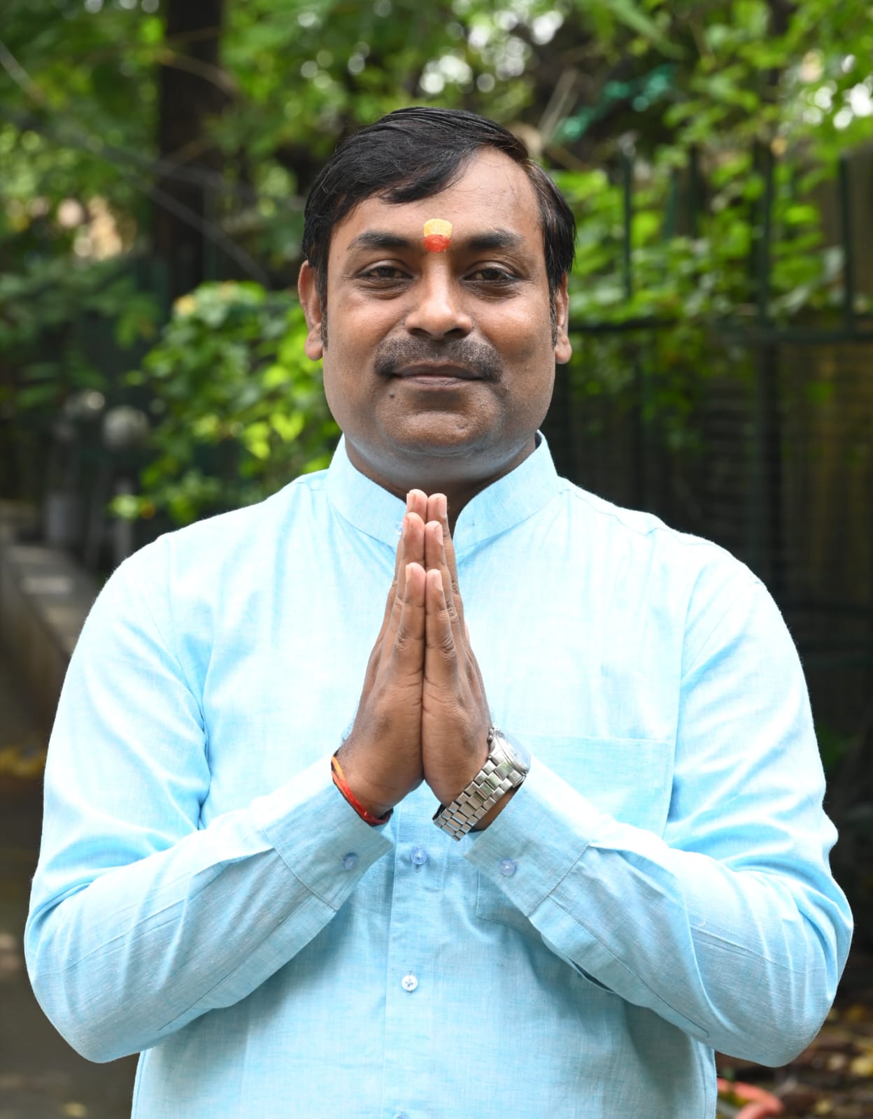 सवर्णों पर तिलमिलाई सरकार ने दुर्भावना पूर्वक कनिष्ठ प्रशासनिक अधिकारियों के प्रदेश अध्यक्ष नीलमणी दुबे को किया निलंबित